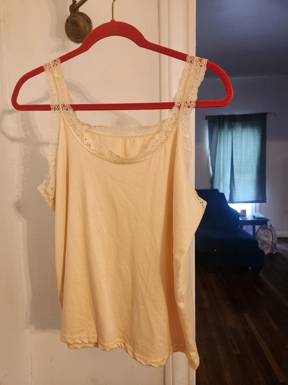 SHEIN Cream Lace Trim Cami Tank Top